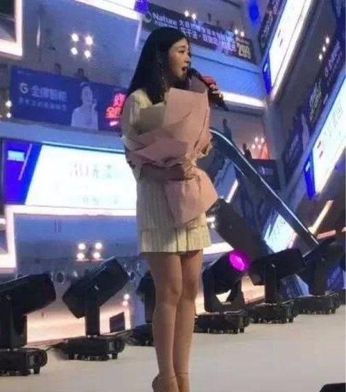 娱乐圈吃瓜爆红txt,揭秘“吃瓜爆红”背后的故事 第3张 娱乐圈吃瓜爆红txt,揭秘“吃瓜爆红”背后的故事 第3张