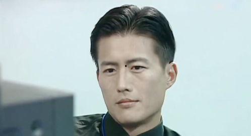 娱乐圈吃瓜陈姓男星,揭秘光鲜背后的争议与真相 第1张 娱乐圈吃瓜陈姓男星,揭秘光鲜背后的争议与真相 第1张
