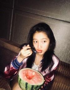娱乐吃瓜酱的画面图片高清,高清画面下的娱乐圈风云 第1张 娱乐吃瓜酱的画面图片高清,高清画面下的娱乐圈风云 第1张