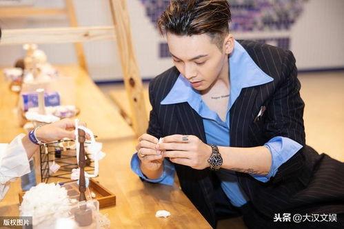 娱乐圈吃瓜第二波,揭秘明星背后的秘密与争议 第1张 娱乐圈吃瓜第二波,揭秘明星背后的秘密与争议 第1张