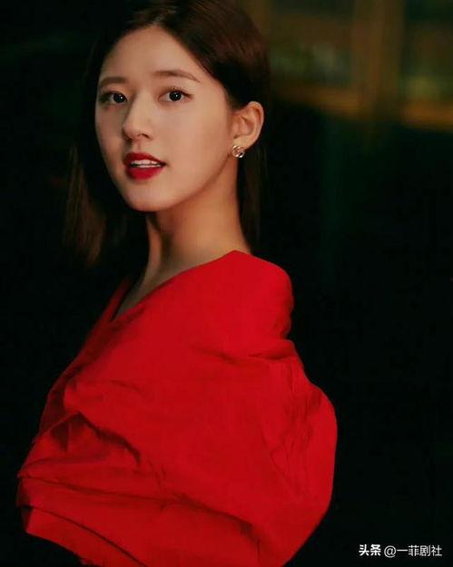 娱乐吃瓜女明星找男艺人,吃瓜女明星与男艺人之间的甜蜜纠葛 第2张 娱乐吃瓜女明星找男艺人,吃瓜女明星与男艺人之间的甜蜜纠葛 第2张