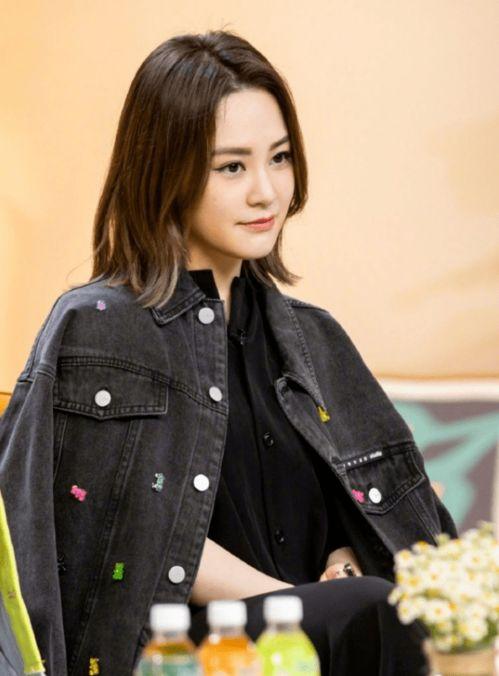 娱乐吃瓜女歌手是谁,她如何成为话题焦点? 第2张 娱乐吃瓜女歌手是谁,她如何成为话题焦点? 第2张