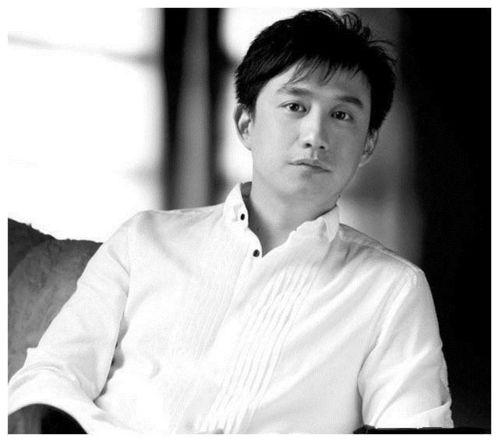 娱乐君吃瓜黄磊是谁呀视频,黄磊在“娱乐君吃瓜”视频中引发热议 第3张 娱乐君吃瓜黄磊是谁呀视频,黄磊在“娱乐君吃瓜”视频中引发热议 第3张
