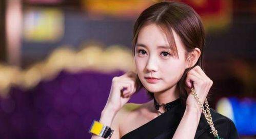 女主进入娱乐圈吃瓜,女主吃瓜成名的传奇之路 第2张 女主进入娱乐圈吃瓜,女主吃瓜成名的传奇之路 第2张