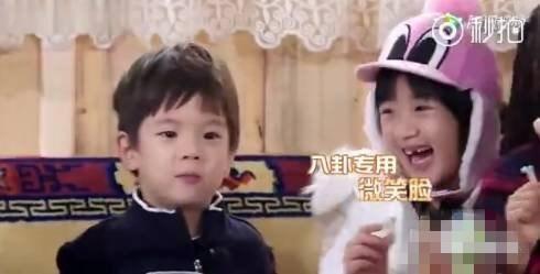 娱乐吃瓜看一姐是谁,她是如何成为热门话题焦点的? 第2张 娱乐吃瓜看一姐是谁,她是如何成为热门话题焦点的? 第2张
