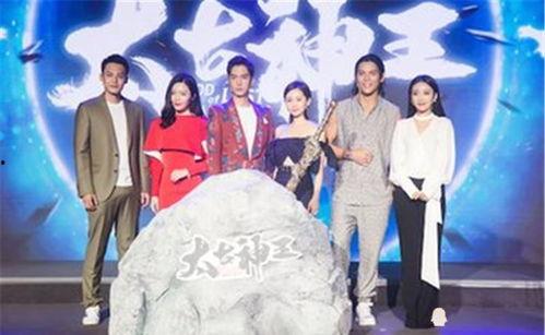 为了吃瓜进娱乐圈小说,娱乐圈的甜蜜陷阱 第2张 为了吃瓜进娱乐圈小说,娱乐圈的甜蜜陷阱 第2张