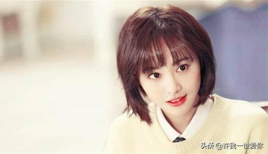 穿越娱乐圈吃瓜爽文,吃瓜成瘾，爽文人生  第3张