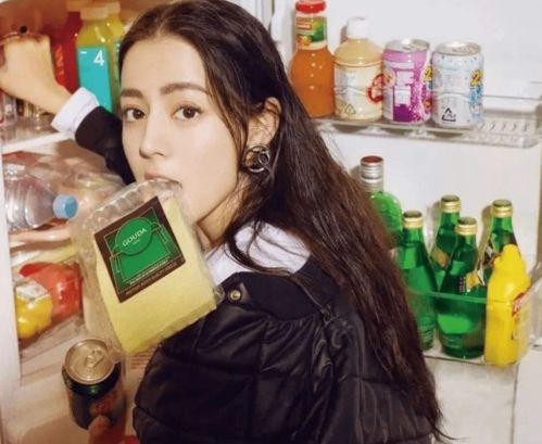 娱乐吃瓜酱起名字大全,揭秘娱乐圈那些鲜为人知的幕后故事  第3张