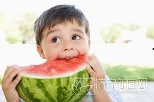娱乐吃瓜酱陪伴是最长情,最长情的娱乐瓜果时光