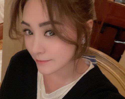 她为了吃瓜进娱乐圈,她毅然踏入娱乐圈  第3张