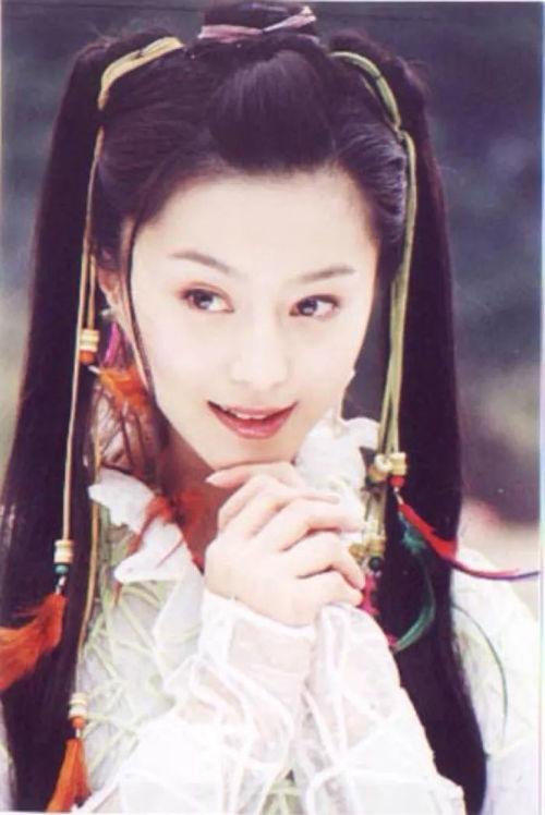 大话娱乐吃瓜美少女是谁,吃瓜美少女的真实身份大揭秘 第2张 大话娱乐吃瓜美少女是谁,吃瓜美少女的真实身份大揭秘 第2张