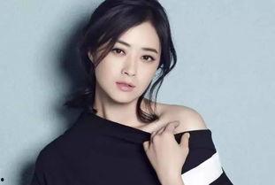 爱豆吃瓜娱乐酱蒋欣,从爱豆到吃瓜娱乐酱,她的华丽蜕变之路 第2张 爱豆吃瓜娱乐酱蒋欣,从爱豆到吃瓜娱乐酱,她的华丽蜕变之路 第2张