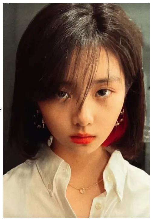 娱乐吃瓜小丫头是谁啊,她是如何成为网络红人的? 第3张 娱乐吃瓜小丫头是谁啊,她是如何成为网络红人的? 第3张