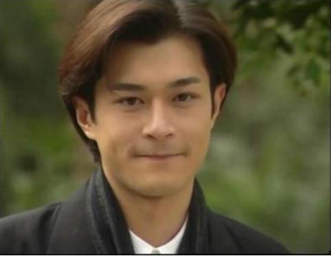 吃瓜进娱乐圈然后火了